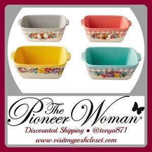 🦋 Discounted Shipping! 🦋 New Pioneer Woman Sweet Romance Gingham Loaf Pans